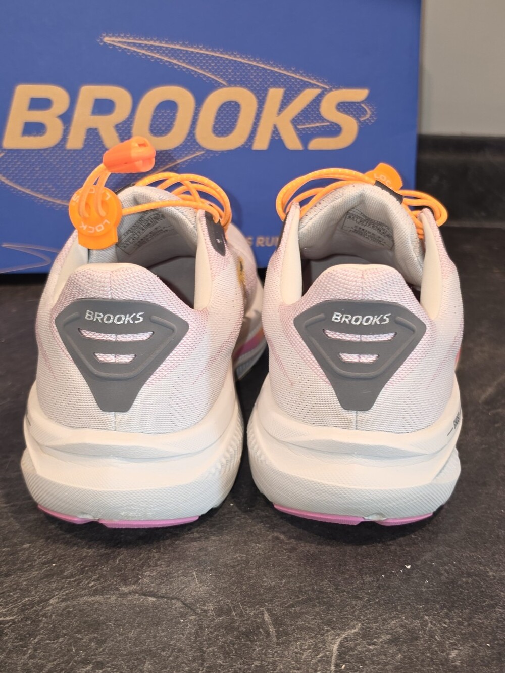 Brooks GHOST 17 Running Sneakers Apricot, Oyster, + Pink Womens 9.5 - Picture 6 of 11